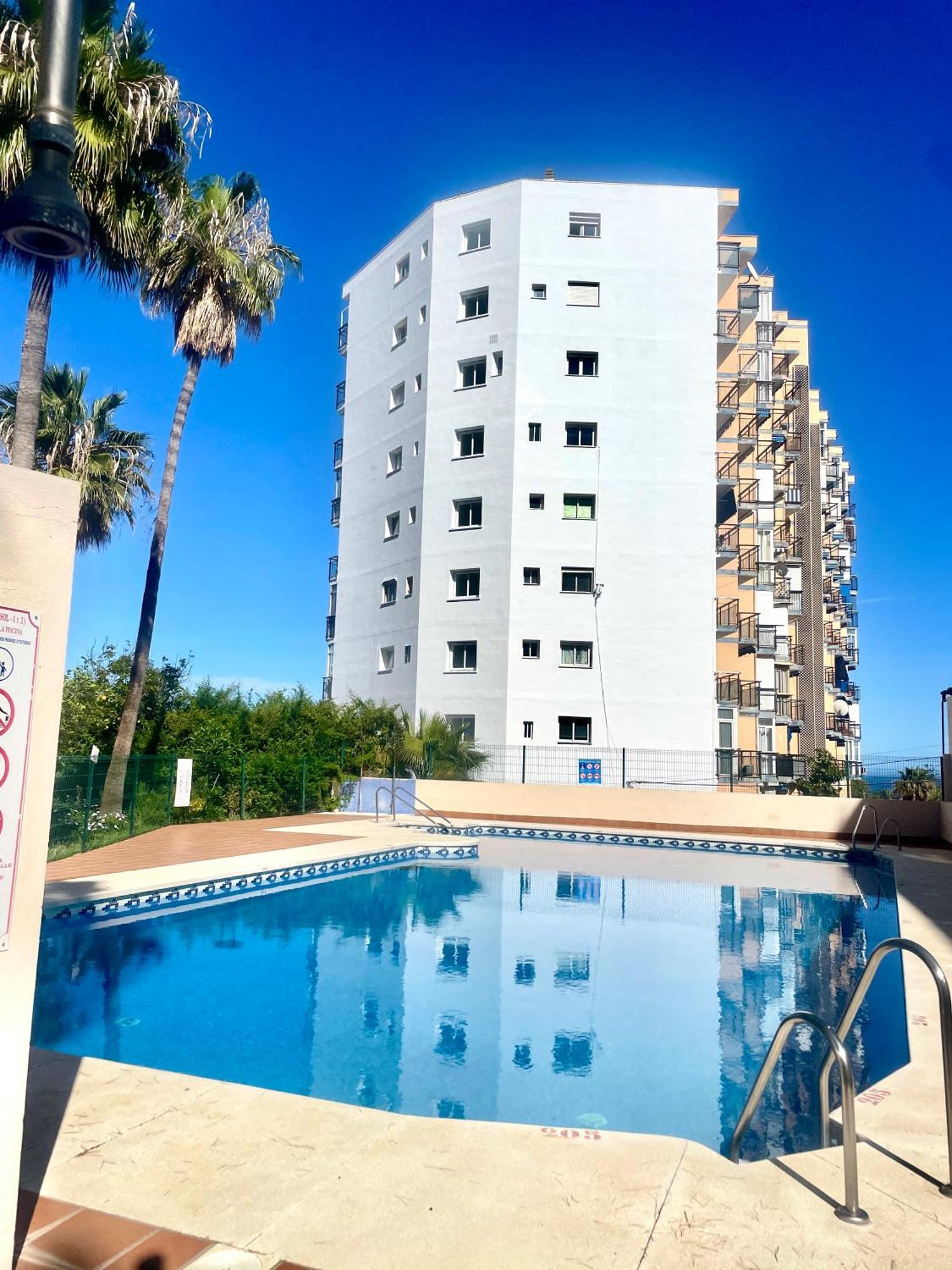 Estudio Nuevo Y Con Piscina Benalmadena Exterior photo